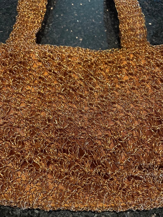 louis hill Handbags - Louis Hill Copper wire NWT Ihilani Oval Purse beaded base